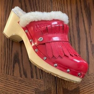 Ugg Red Patent Leather Clogs Size 9